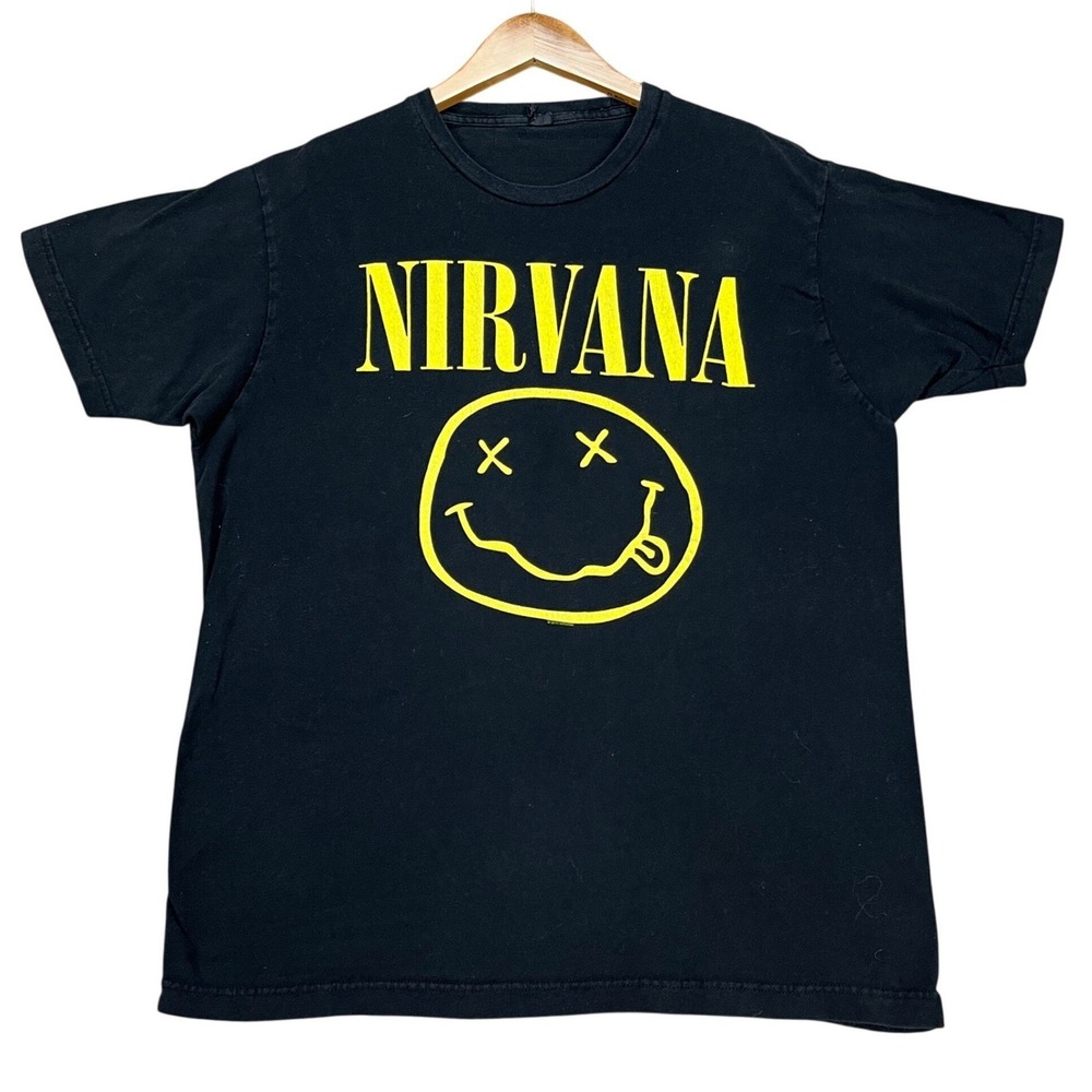 Nirvana Smiley Face Graphic T-Shirt Mens Medium Black Short Sleeve Tultex